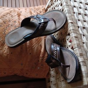 Clark's Chocolate Braided Thong Sandal Size 10